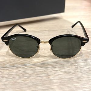 Ray Ban Clubround Classic Sunglasses